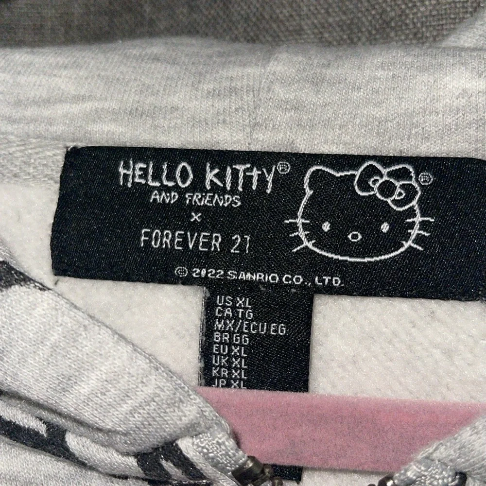 Hello Kitty Gray and Pink Hoodie Jacket - Picture 2 of 4